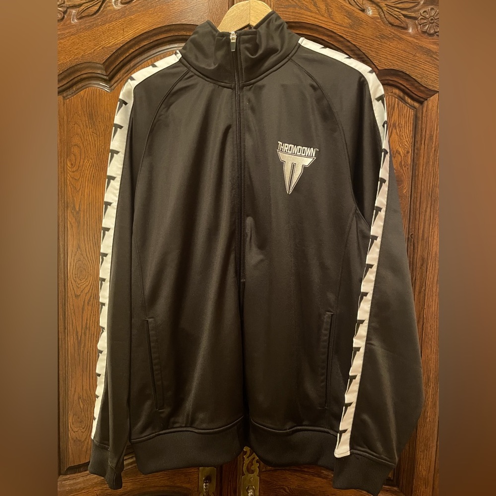 Men’s Throwndown jacket
